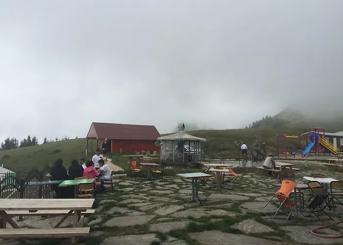 Aymeydani Cafe Restaurant