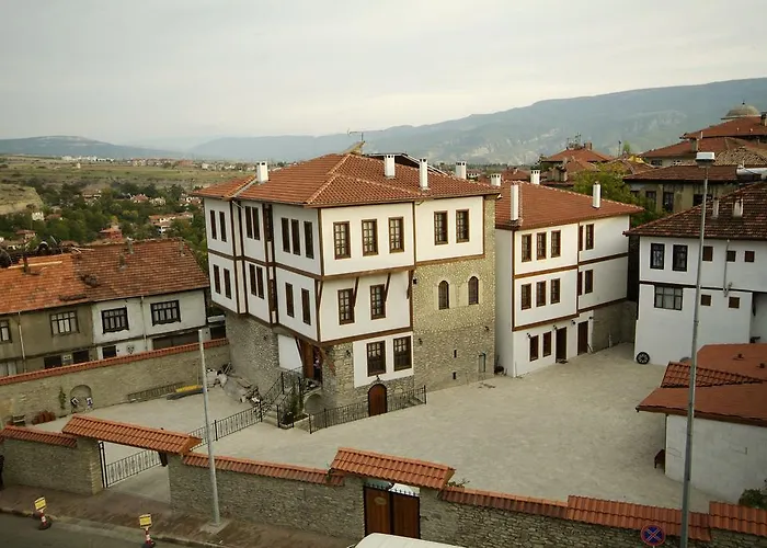 Kardelen Konaklari