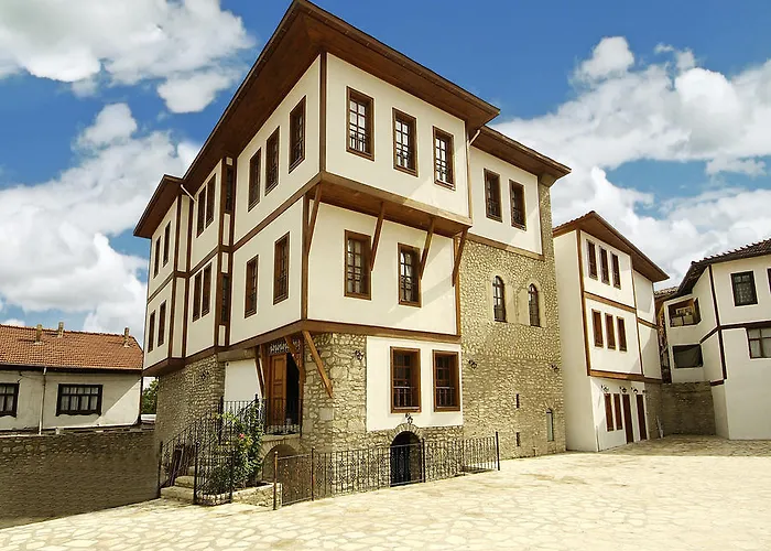Kardelen Konaklari