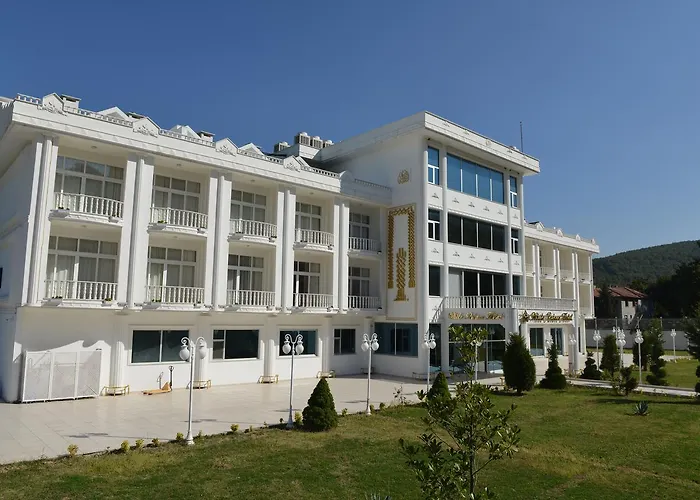 Mourouj Gloria White Palace & Spa