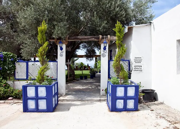 Sahin Motel & Restaurant Yalıçiftlik, Türkiye