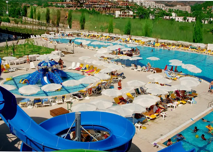 Hedef Beach Resort & Spa Hotel