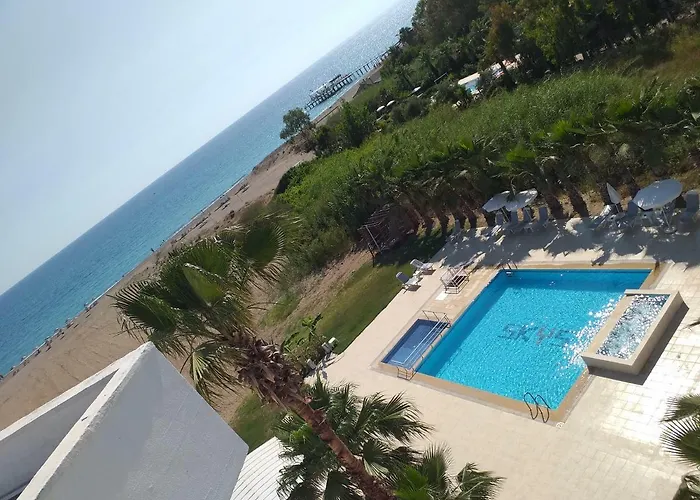 Skys Beach