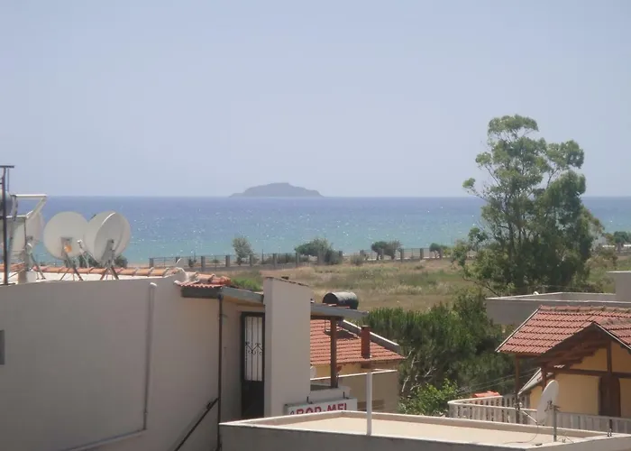 Zeybek Hotel Uerkmez