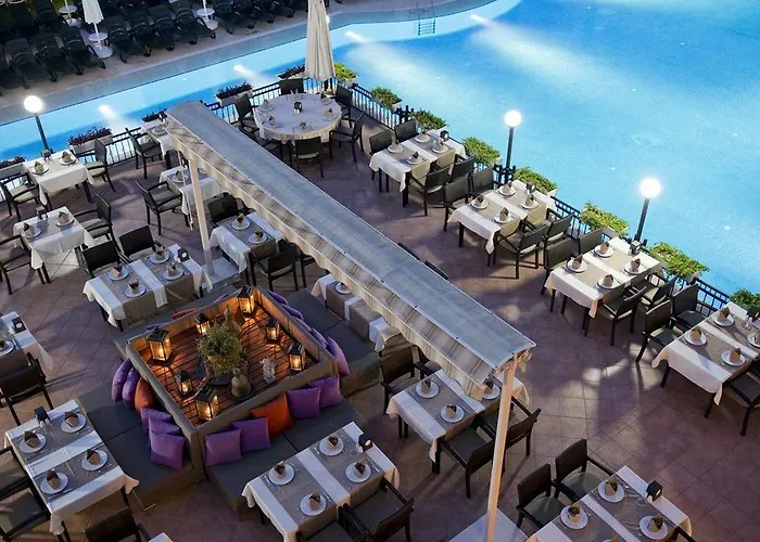 Kentia Apartments
