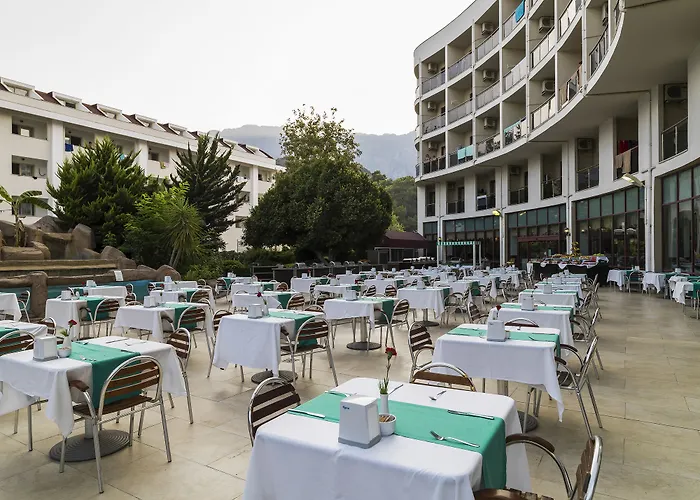 La Mer Hotel