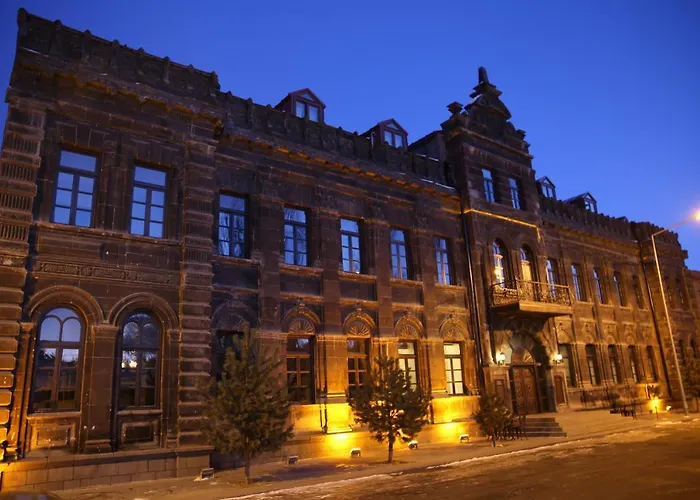 Cheltikov Hotel
